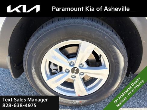 New 2026 Kia Sorento LX image 30