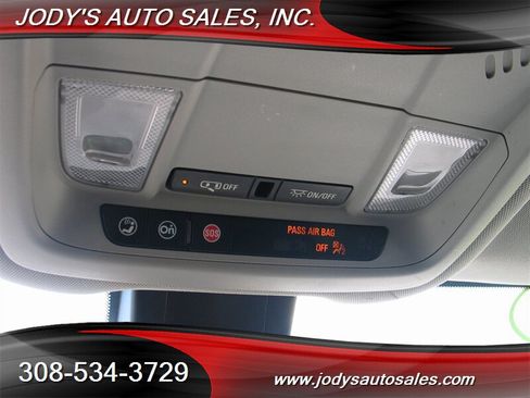 Used 2020 GMC Terrain SLE w/ Elevation Edition AWD/4WD image 22