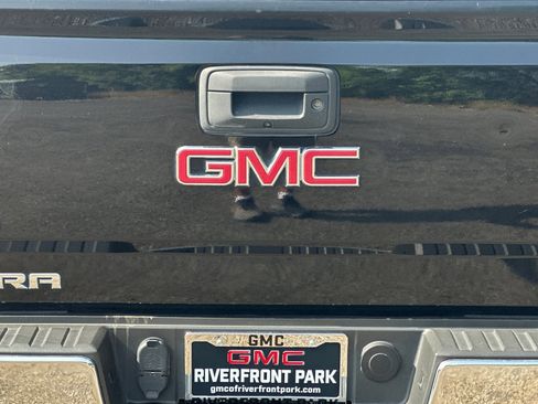 Used 2015 GMC Sierra 1500 SLE w/ SLE Value Package image 45