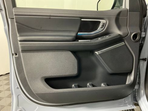 New 2026 Ford Expedition Max Platinum image 12