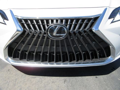 Used 2022 Lexus ES 350 w/ Premium Package FWD image 15