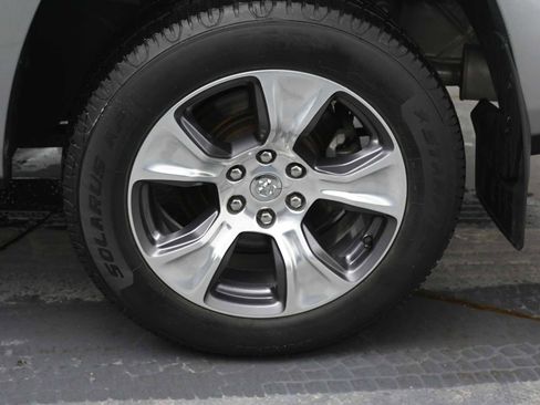 Used 2020 RAM 1500 Laramie image 5