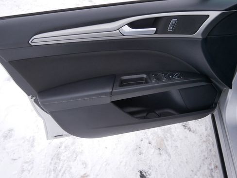 Certified 2019 Ford Fusion SE image 13