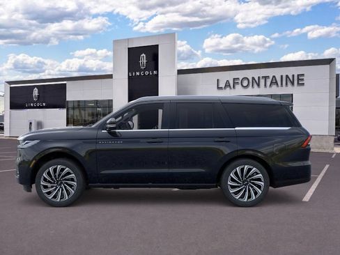New 2026 Lincoln Navigator Black Label AWD/4WD image 3