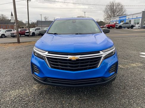 Used 2024 Chevrolet Equinox LS w/ LS Convenience Package image 8