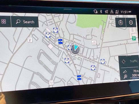 Used 2024 Audi Q8 e-tron Premium Plus image 16