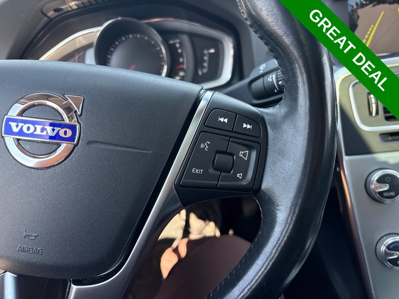 Used 2018 Volvo S60 T5 Dynamic w/ Vision Package AWD/4WD image 25