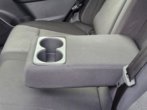 Used 2025 Nissan Rogue SV FWD image 10