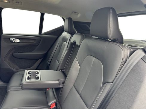 New 2026 Volvo XC40 B5 Plus w/ Protection Package Premier image 23