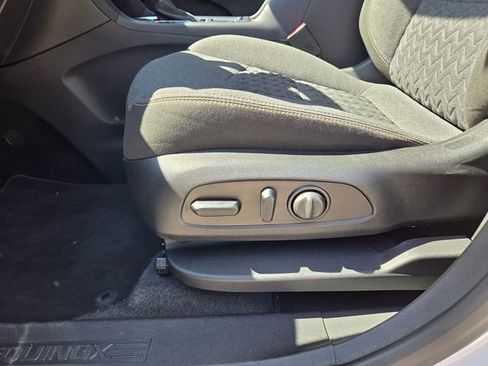 Certified 2024 Chevrolet Equinox LT image 29