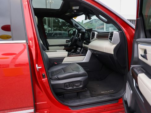 Used 2024 Toyota Sequoia Capstone image 17