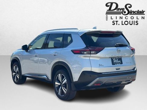 Used 2023 Nissan Rogue SL w/ SL Premium Package AWD/4WD image 5