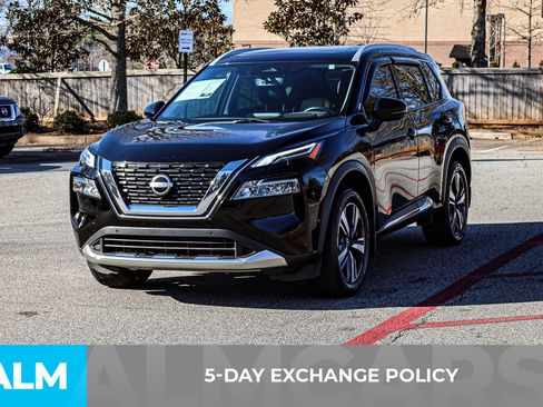 Used 2023 Nissan Rogue Platinum w/ Platinum Premium Package image 3