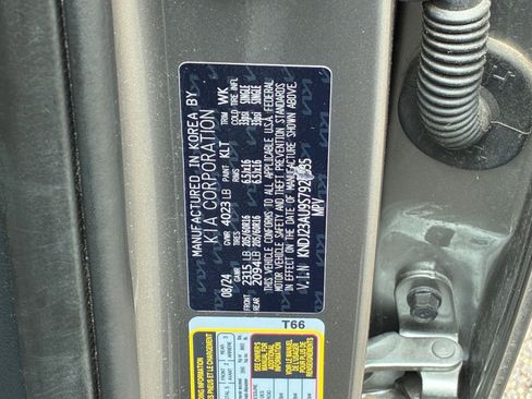 Used 2025 Kia Soul LX w/ LX Technology Package image 10