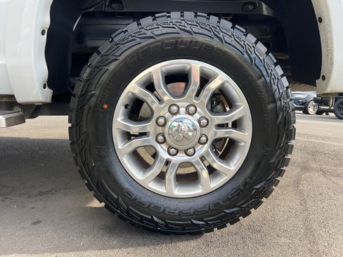 Used 2015 RAM 2500 Laramie image 11