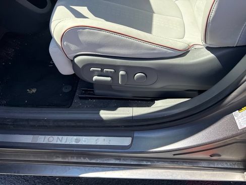 Certified 2023 Hyundai Ioniq 5 Limited RWD image 6