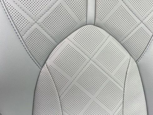 Used 2023 Toyota Highlander Platinum image 41