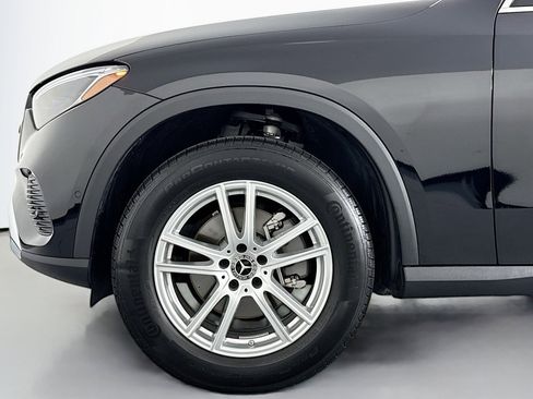 Certified 2026 Mercedes-Benz GLC 300 image 9