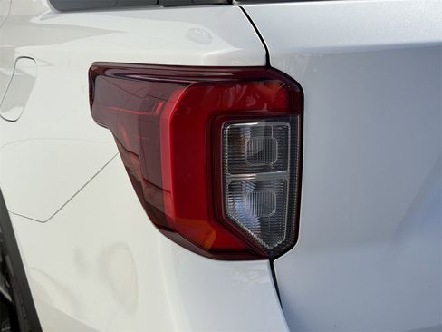 Certified 2022 Ford Explorer ST w/ Equipment Group 401A image 7