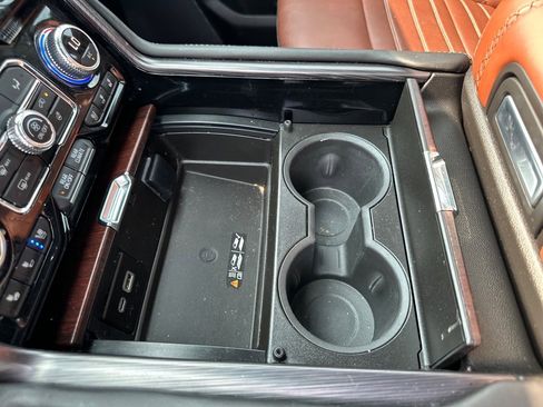 Used 2023 GMC Yukon XL Denali Ultimate image 16