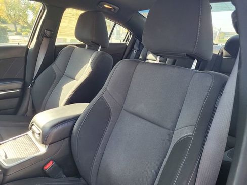 Used 2022 Dodge Charger SXT image 12