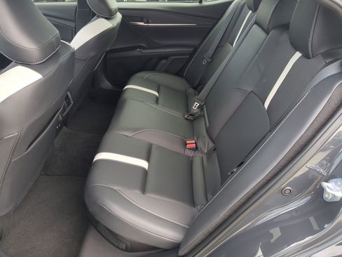 Used 2025 Toyota Camry SE w/ Multimedia Upgrade Package FWD image 31
