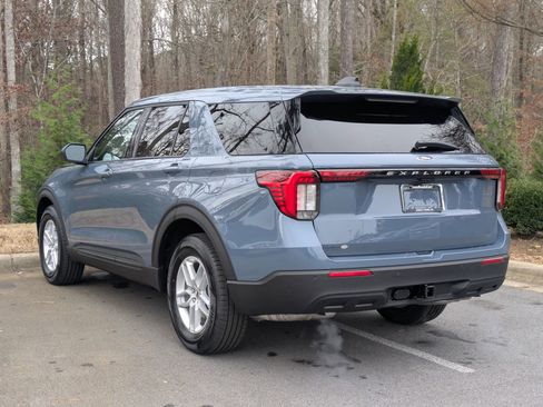 New 2026 Ford Explorer Active image 5
