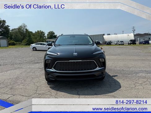 Used 2024 Buick Encore GX Avenir w/ Avenir Technology Package AWD/4WD image 2