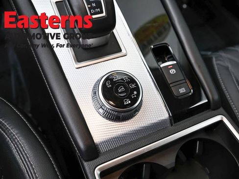 Used 2022 Mitsubishi Outlander SEL AWD/4WD image 21