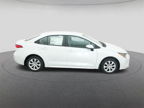 New 2026 Toyota Corolla LE image 11