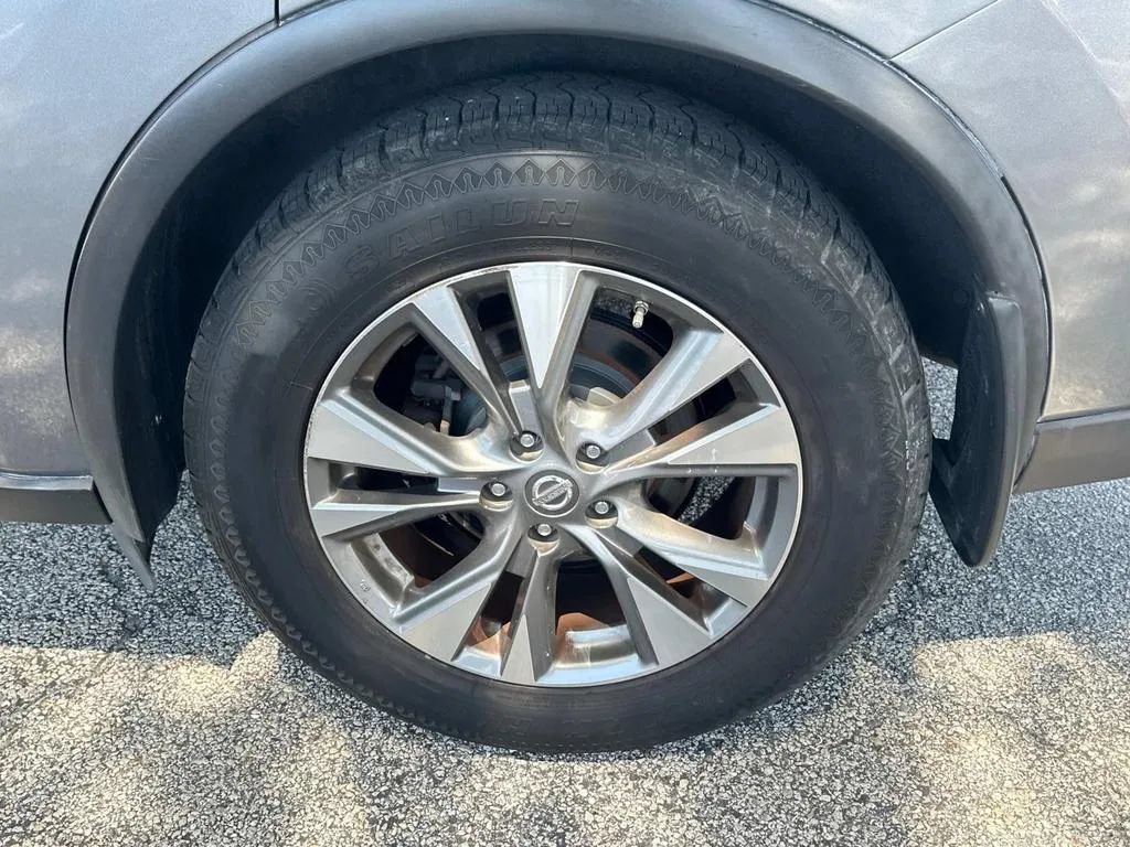 Used 2016 Nissan Murano S AWD/4WD image 13