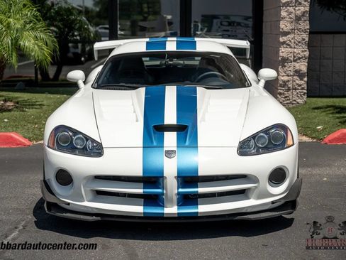 Used 2009 Dodge Viper ACR RWD image 3