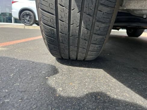 Used 2017 Honda CR-V LX image 12