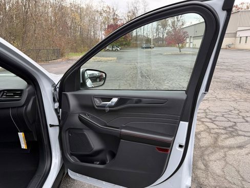New 2026 Ford Escape ST-Line Select w/ Equipment Group 401A image 27