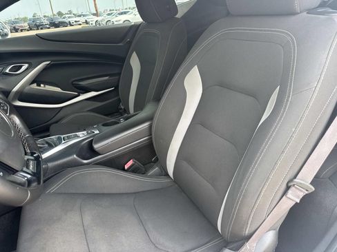 Used 2017 Chevrolet Camaro LT RWD image 16