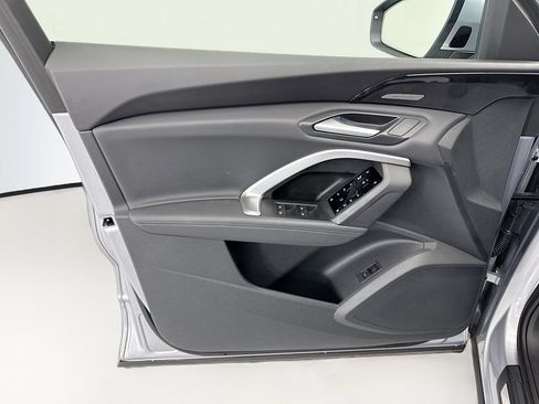 Certified 2025 Audi Q5 Prestige AWD/4WD image 23