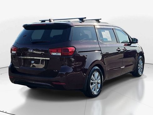 Used 2016 Kia Sedona LX w/ LX Essentials Premium Package FWD image 6