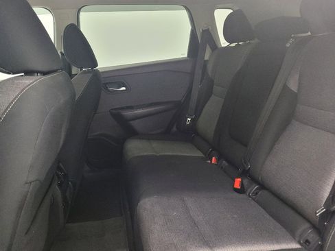Used 2021 Nissan Rogue SV FWD image 18