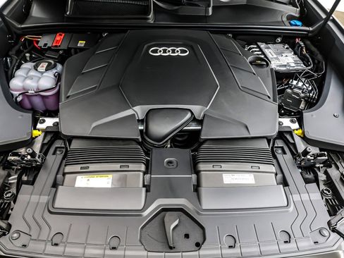 New 2026 Audi Q8 Prestige image 11