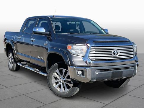 Used 2017 Toyota Tundra Limited image 2