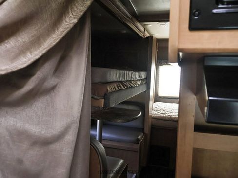 Used 2017 Ford E-450 and Econoline 450 Super Duty w/ Motorhome Prep Package RWD image 42