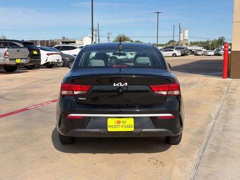 Used 2023 Kia Rio S image 9