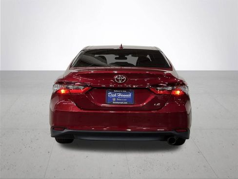 Used 2021 Toyota Camry LE image 11