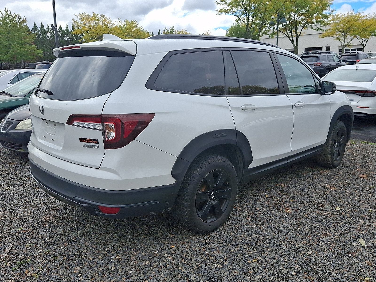 Used 2022 Honda Pilot TrailSport image 6