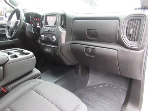 Used 2026 GMC Sierra 1500 Pro w/ Pro Value Package AWD/4WD image 12