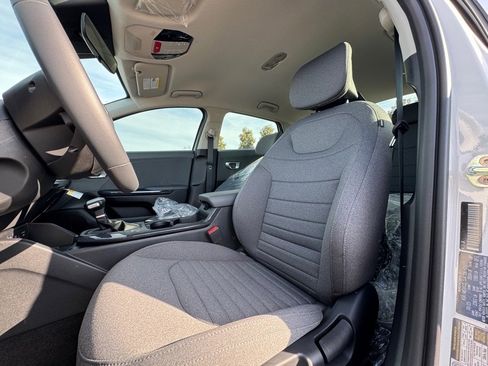 New 2025 Kia K4 EX image 11