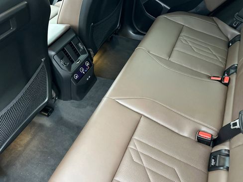 Used 2026 BMW X3 xDrive30 w/ Convenience Package image 19