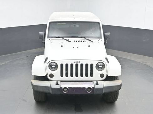 Used 2015 Jeep Wrangler Unlimited Sahara w/ Trailer Tow Group AWD/4WD image 14
