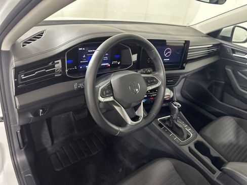 Used 2025 Volkswagen Jetta S image 13