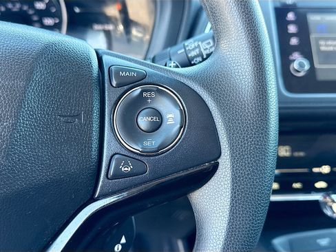 Used 2020 Honda HR-V EX image 35